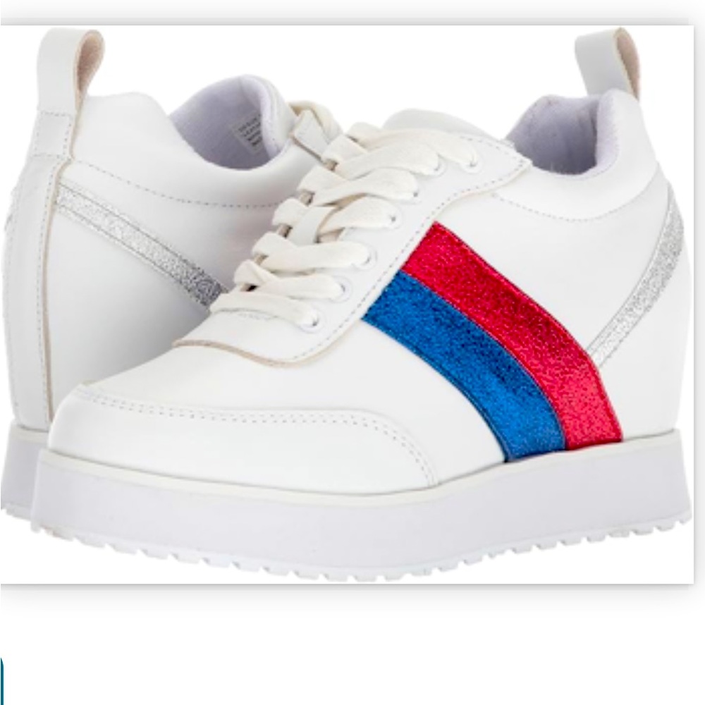 NWT Very Volatile Women's Sneaky Sport Sneakers
